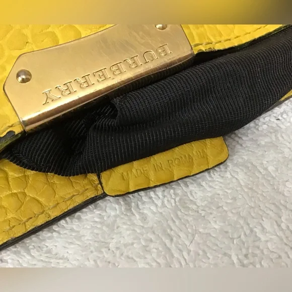 Burberry bags - Picture 12 of 13